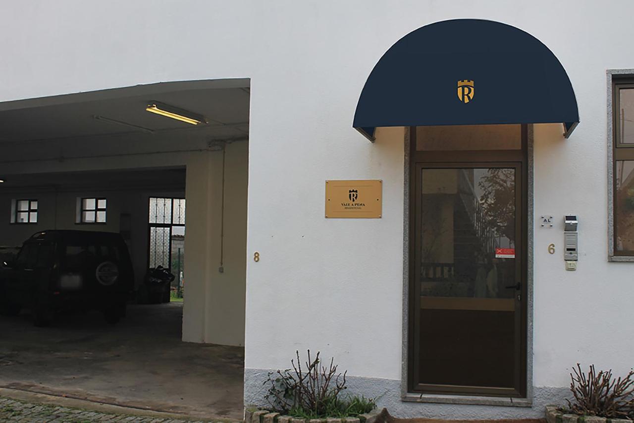 Vale A Pena Residencial Bed & Breakfast ทรานโคโซ ภายนอก รูปภาพ
