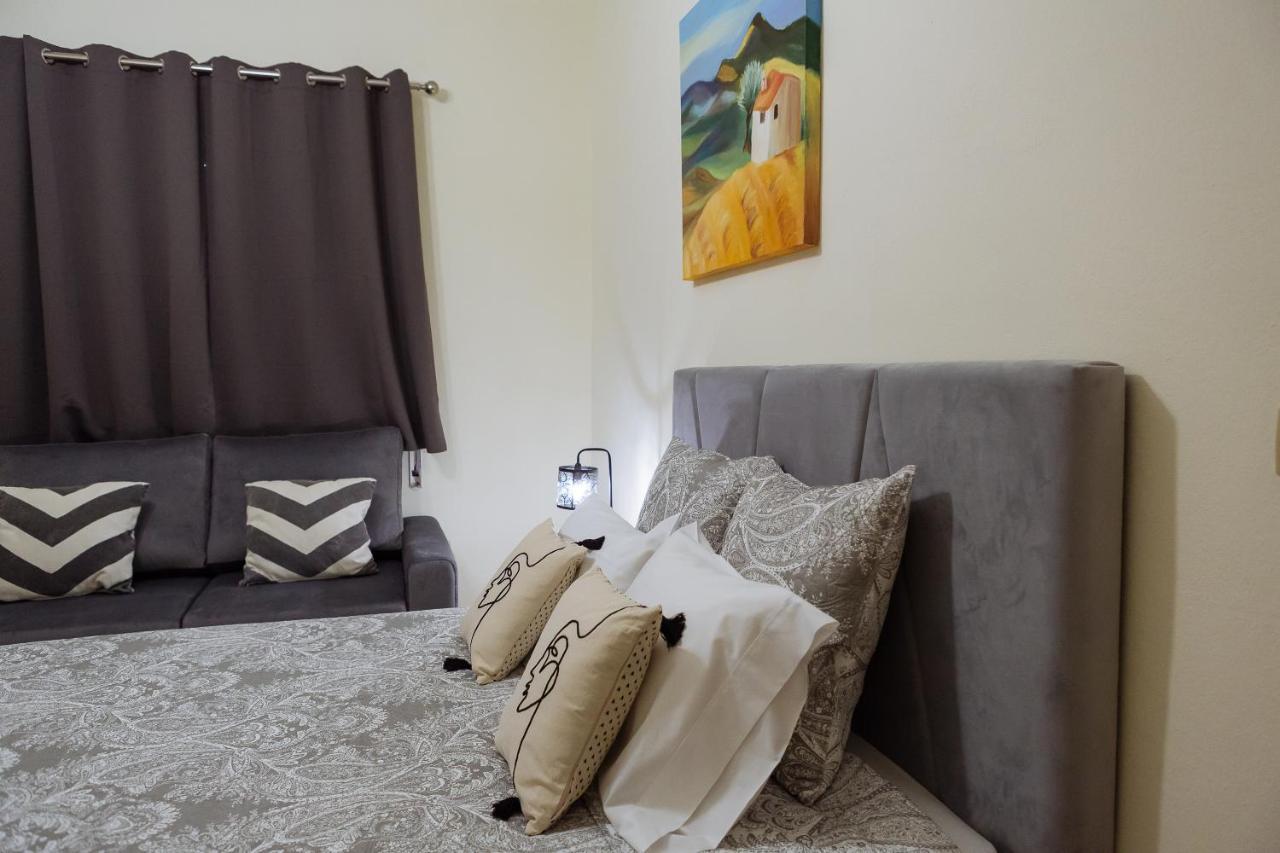 Vale A Pena Residencial Bed & Breakfast ทรานโคโซ ภายนอก รูปภาพ